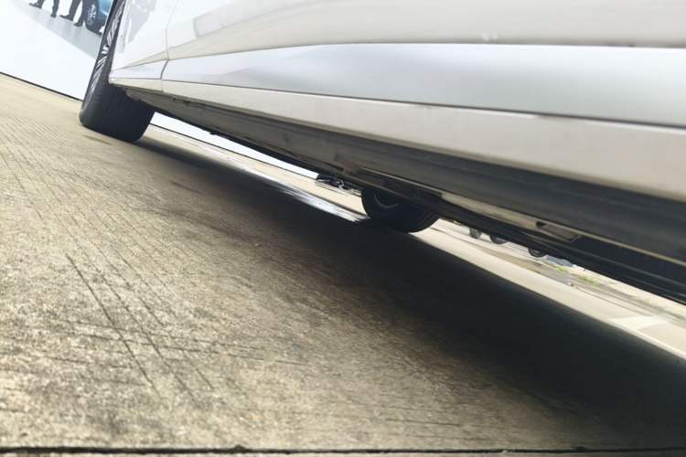 Used BYD Xia 2025 DM-i 1.5T 180km Excellence Model Left Side Sill