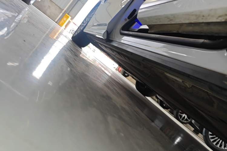 Used BYD Xia 2025 DM-i 1.5T 180km Beyond Edition Left Side Sill