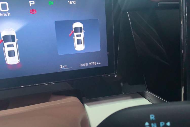 Used BYD Xia 2025 DM-i 1.5T 180km Excellence Model Odometer Close Up