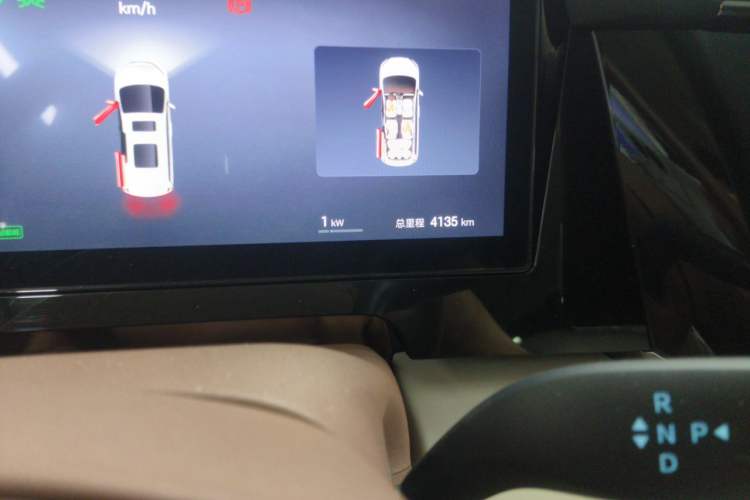 Used BYD Xia 2025 DM-i 1.5T 180km Excellence Model Odometer Close Up