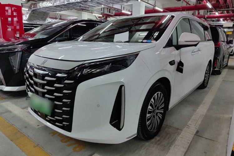 BYD Xia 2025 DM-i 1.5T 180km Beyond Edition
