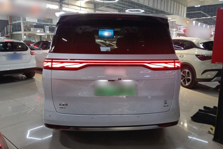 Used BYD Xia 2025 DM-i 1.5T 180km Excellence Model Rear