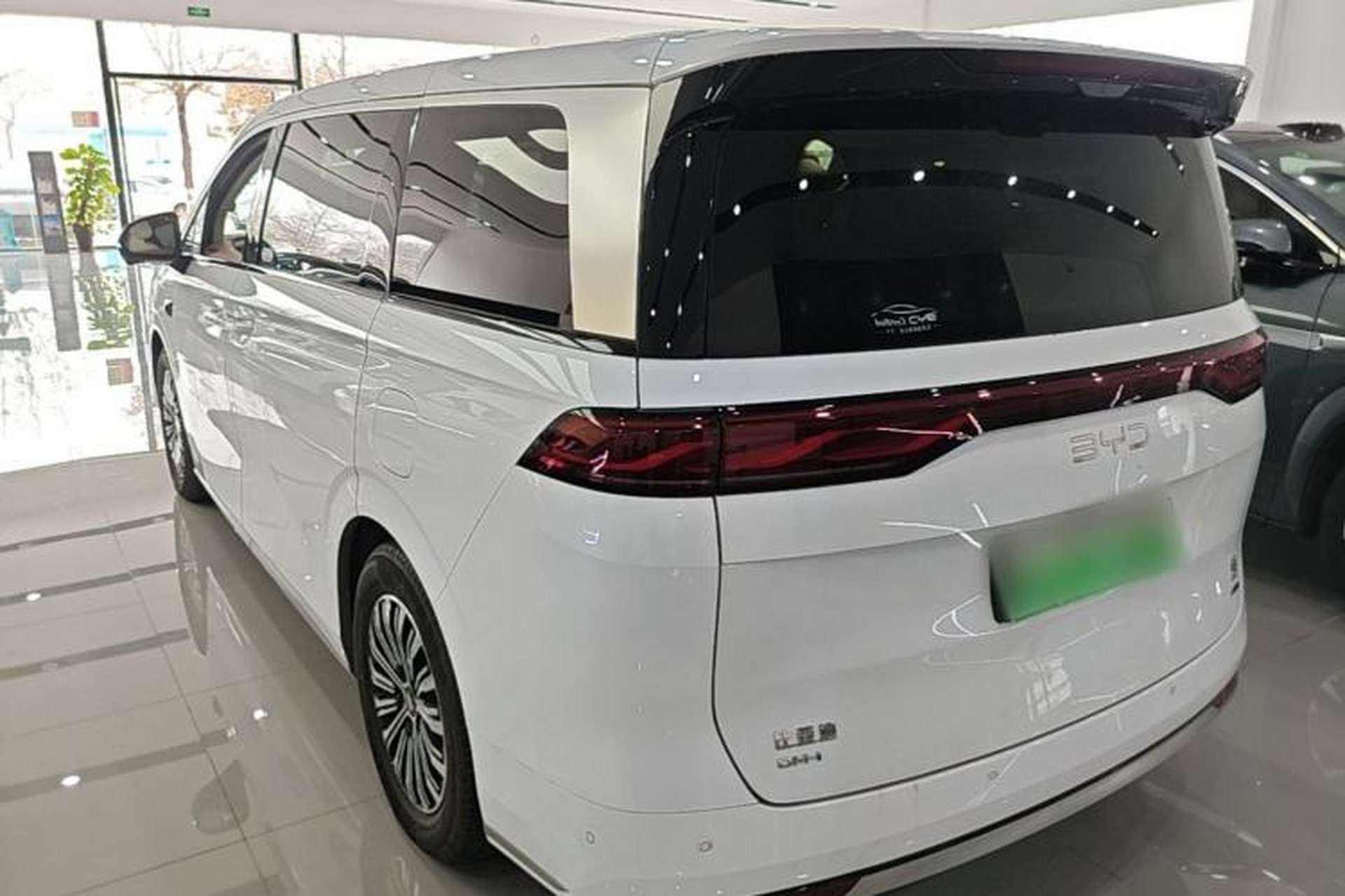 Used BYD Xia 2025 DM-i 1.5T 180km Beyond Edition Rear Left 45 Deg