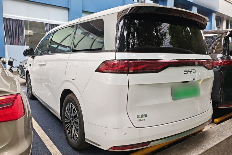 Used BYD Xia 2025 DM-i 1.5T 180km Beyond Edition Rear Left 45 Deg