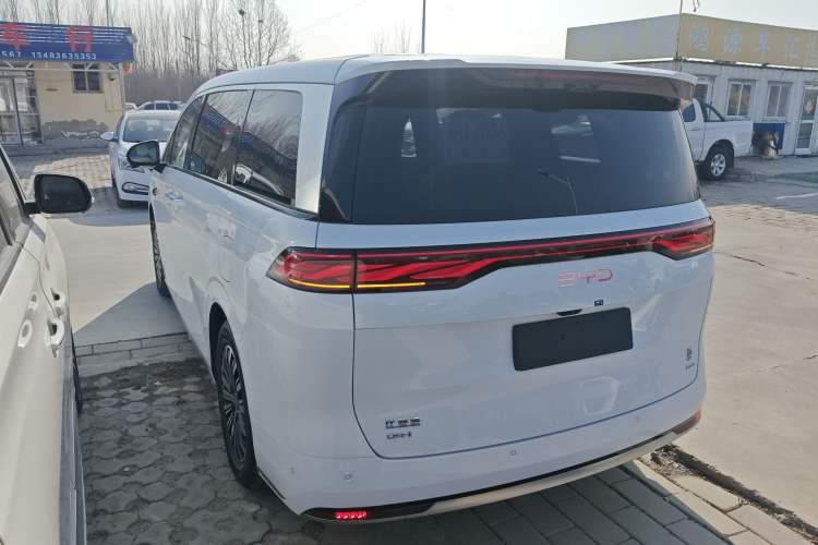 Used BYD Xia 2025 DM-i 1.5T 100km Supreme Edition Rear Left 45 Deg