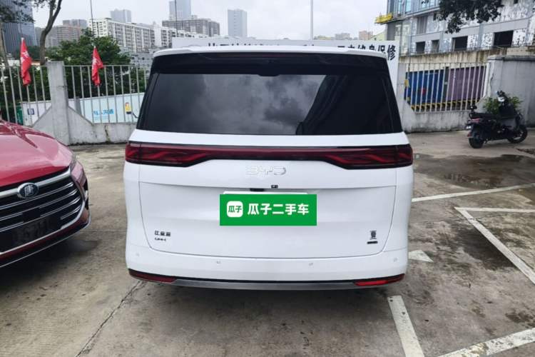 Used BYD Xia 2025 DM-i 1.5T 180km Excellence Model Rear