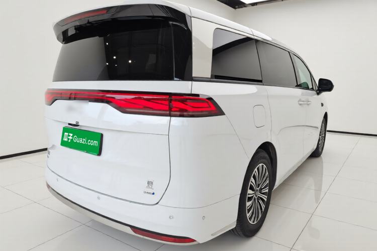 Used BYD Xia 2025 DM-i 1.5T 180km Beyond Edition Rear Right 45 Deg