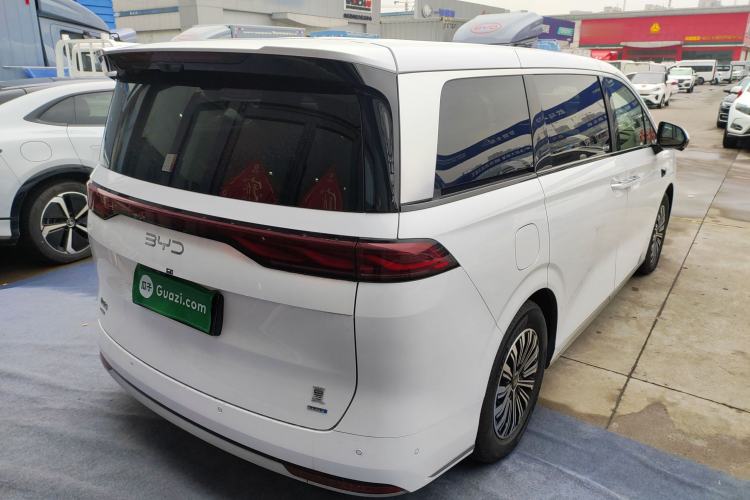 Used BYD Xia 2025 DM-i 1.5T 180km Beyond Edition Rear Right 45 Deg