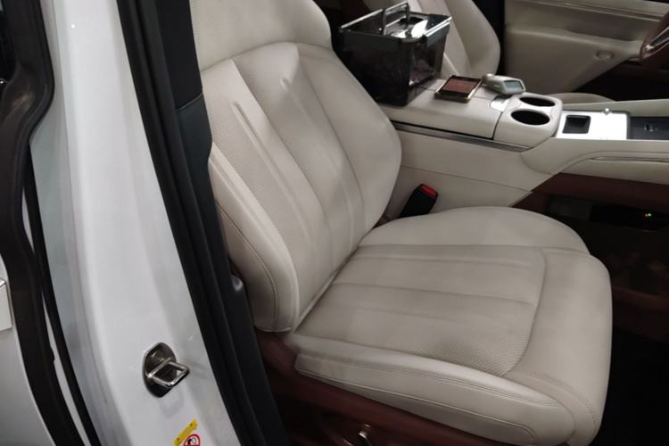 Used BYD Xia 2025 DM-i 1.5T 180km Excellence Model Right Front Seat