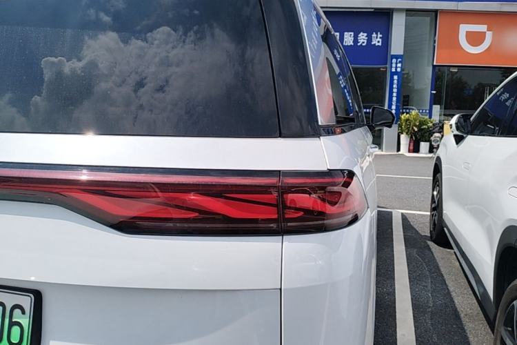 Used BYD Xia 2025 DM-i 1.5T 180km Excellence Model Right Rear Taillight