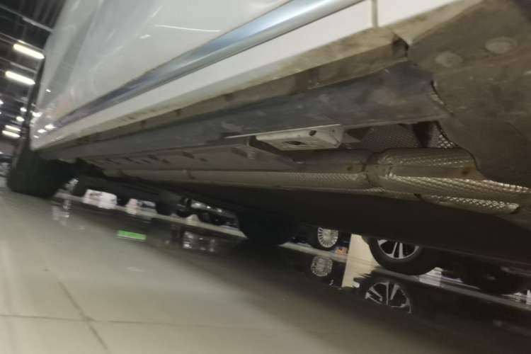 Used BYD Xia 2025 DM-i 1.5T 180km Beyond Edition Right Side Sill