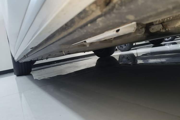 Used BYD Xia 2025 DM-i 1.5T 180km Beyond Edition Right Side Sill
