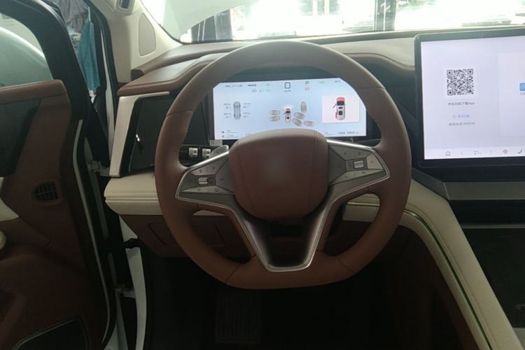 Used BYD Xia 2025 DM-i 1.5T 180km Excellence Model Steering Wheel