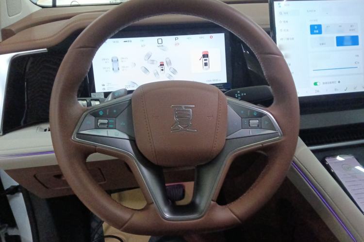 Used BYD Xia 2025 DM-i 1.5T 180km Excellence Model Steering Wheel