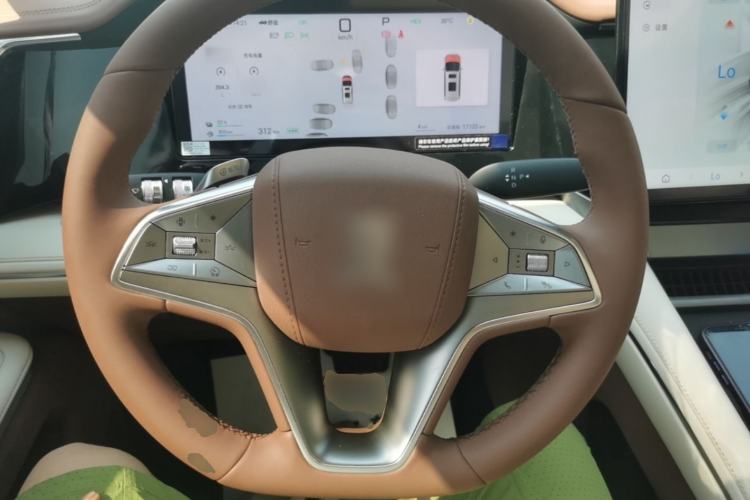 Used BYD Xia 2025 DM-i 1.5T 100km Supreme Edition Steering Wheel