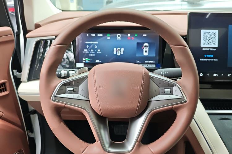 Used BYD Xia 2025 DM-i 1.5T 180km Beyond Edition Steering Wheel