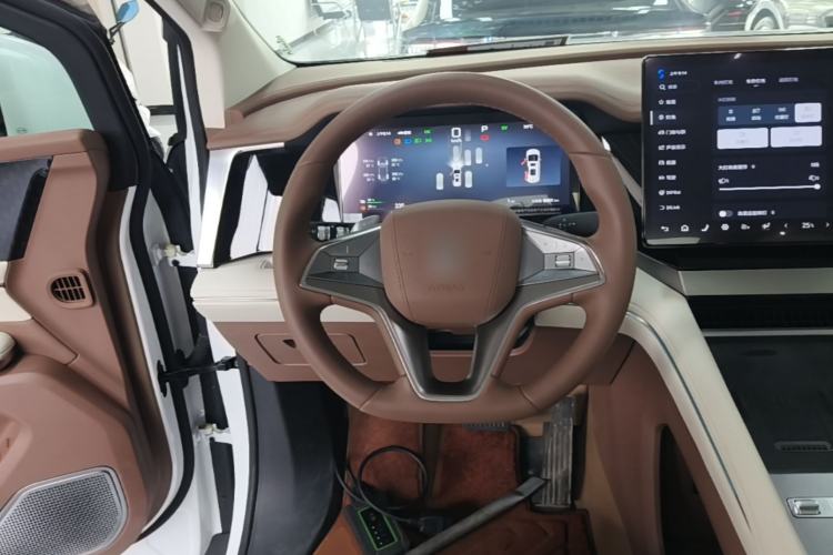 Used BYD Xia 2025 DM-i 1.5T 180km Beyond Edition Steering Wheel