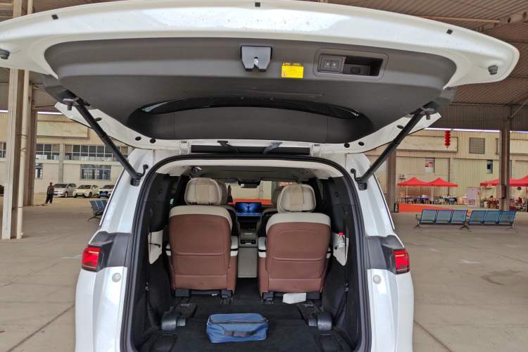 Used BYD Xia 2025 DM-i 1.5T 180km Beyond Edition Trunk