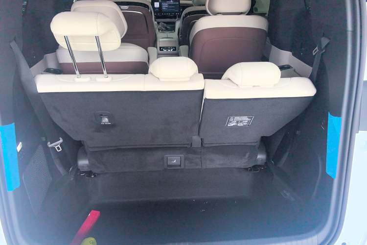 Used BYD Xia 2025 DM-i 1.5T 180km Excellence Model Trunk