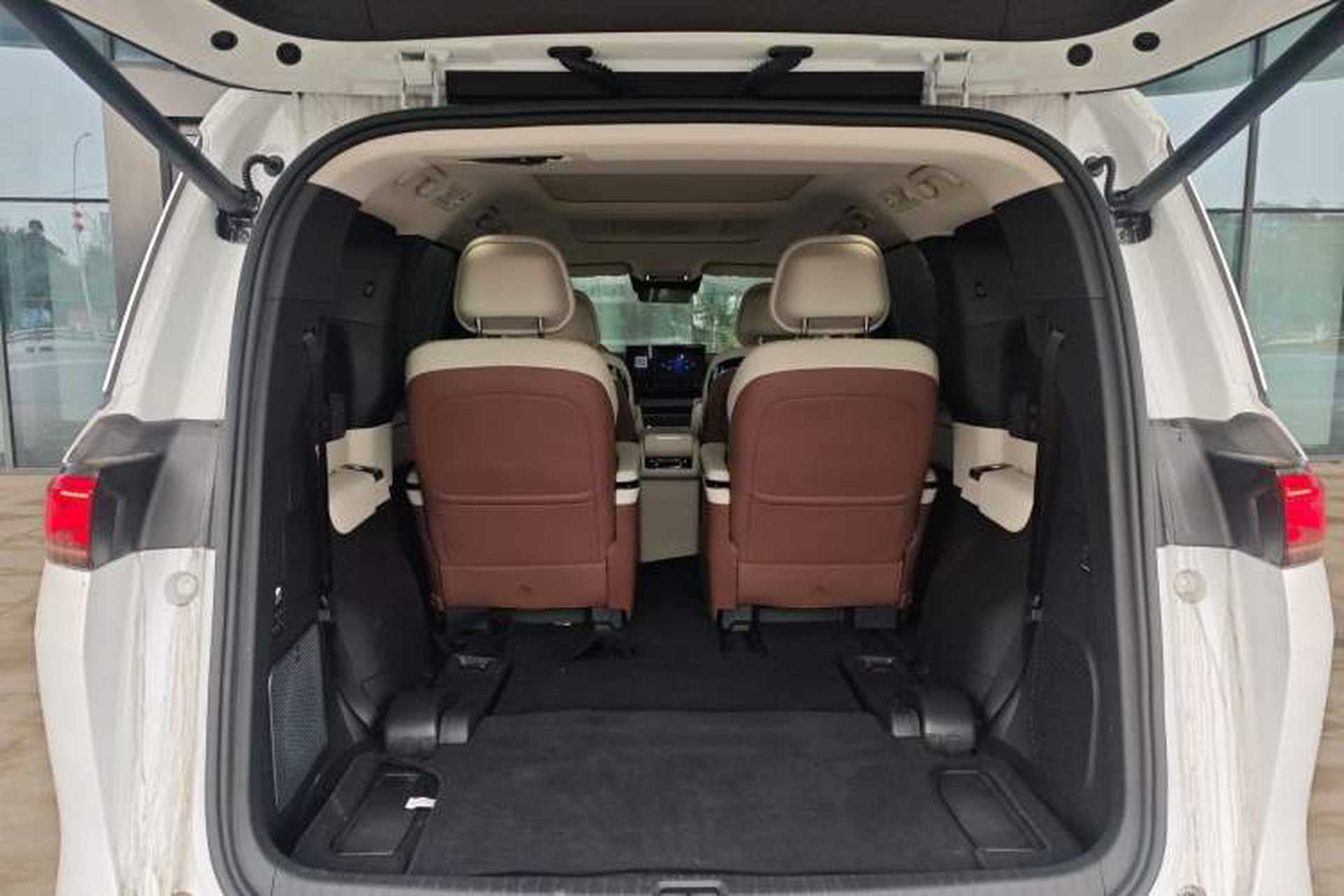 Used BYD Xia 2025 DM-i 1.5T 180km Excellence Model Trunk