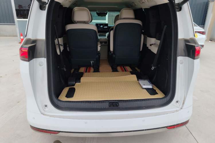Used BYD Xia 2025 DM-i 1.5T 100km Supreme Edition Trunk