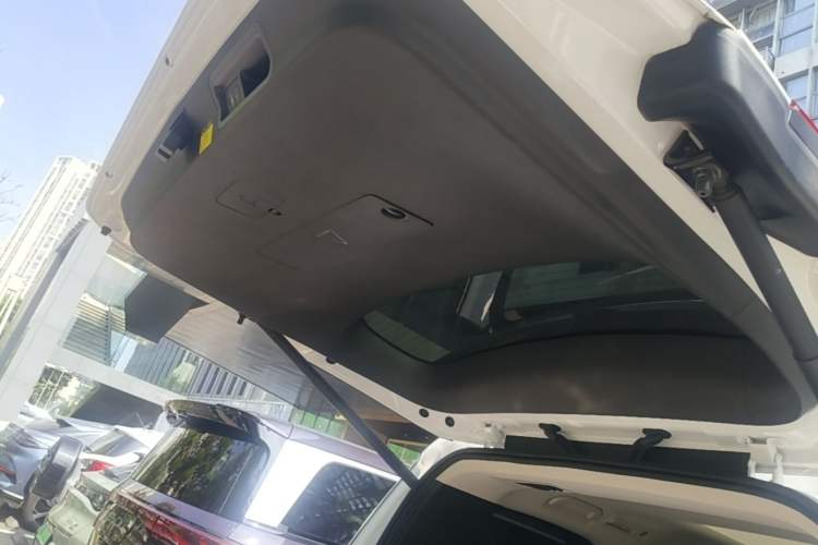 Used BYD Xia 2025 DM-i 1.5T 180km Beyond Edition Trunk