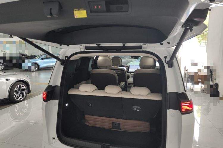 Used BYD Xia 2025 DM-i 1.5T 180km Beyond Edition Trunk