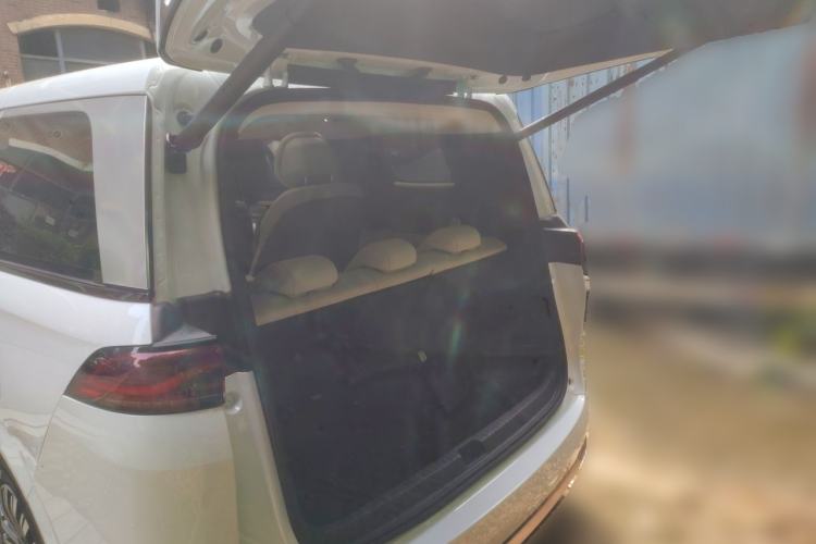 Used BYD Xia 2025 DM-i 1.5T 100km Supreme Edition Trunk