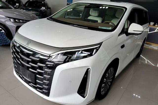 Used BYD Xia 2025 DM-i 1.5T 180km Beyond Edition