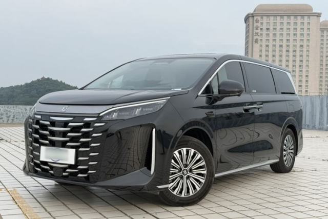 Used BYD Xia 2026 DM-i 1.5T 218KM Transcendence Edition