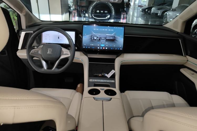 Used BYD Xia 2026 DM-i 1.5T 218KM Excellence Edition Center Console