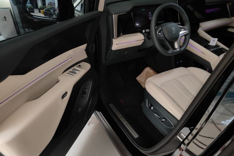 Used BYD Xia 2026 DM-i 1.5T 218KM Excellence Edition Driver Seat