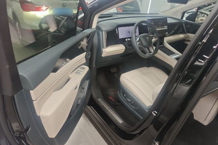 Used BYD Xia 2026 DM-i 1.5T 218KM Excellence Edition Driver Seat