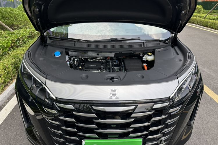 Used BYD Xia 2026 DM-i 1.5T 218KM Excellence Edition Engine Bay