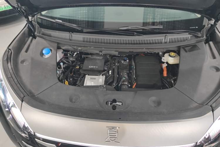 Used BYD Xia 2026 DM-i 1.5T 218KM Transcendence Edition Engine Bay