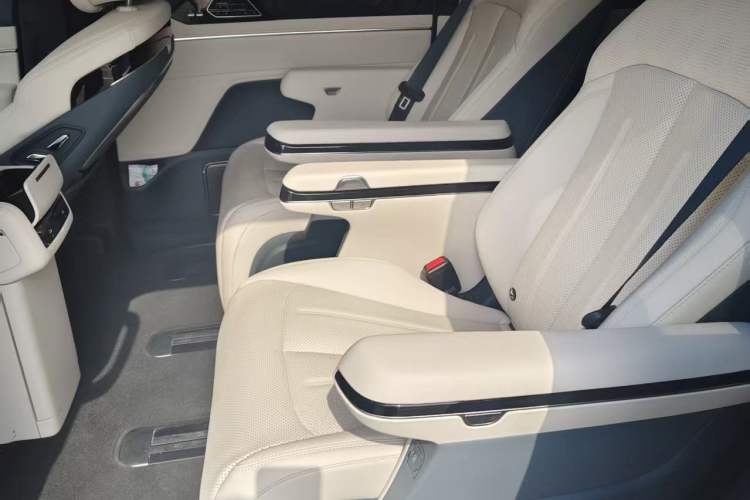 Used BYD Xia 2026 DM-i 1.5T 218KM Excellence Edition Exterior 6