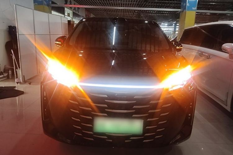 Used BYD Xia 2026 DM-i 1.5T 218KM Excellence Edition Front