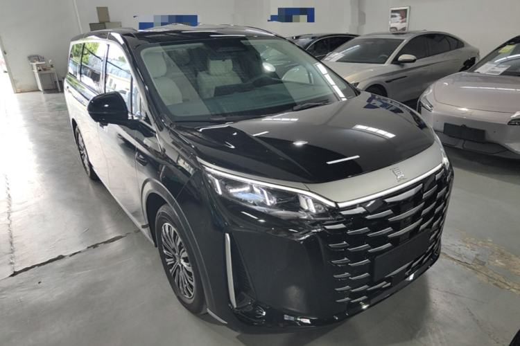 Used BYD Xia 2026 DM-i 1.5T 218KM Transcendence Edition Front Right 45 Deg