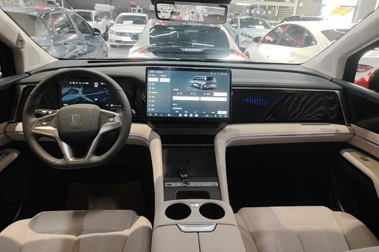 Used BYD Xia 2026 DM-i 1.5T 218KM Excellence Edition Gear Lever