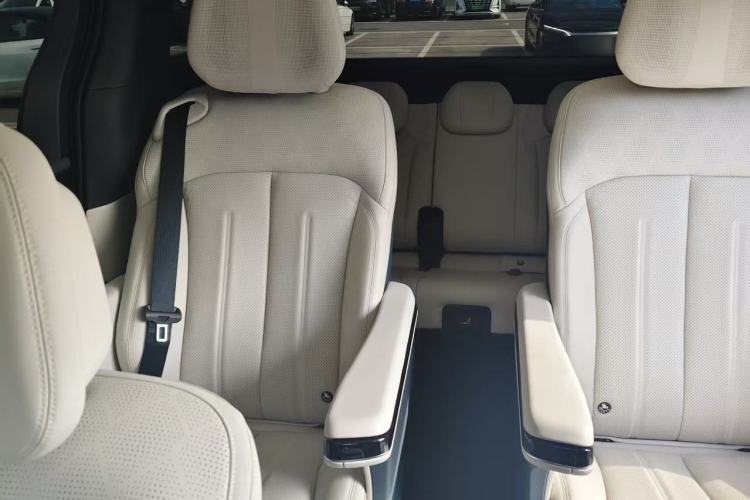 Used BYD Xia 2026 DM-i 1.5T 218KM Excellence Edition Interior 2