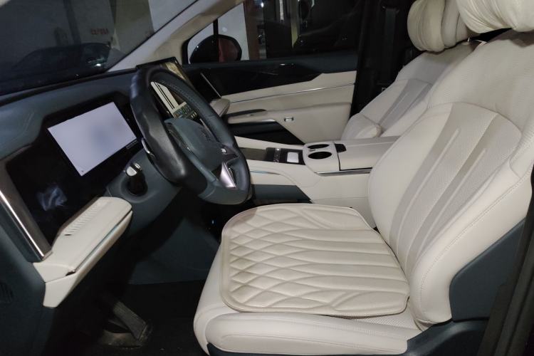 Used BYD Xia 2026 DM-i 1.5T 218KM Excellence Edition Left Front Seat