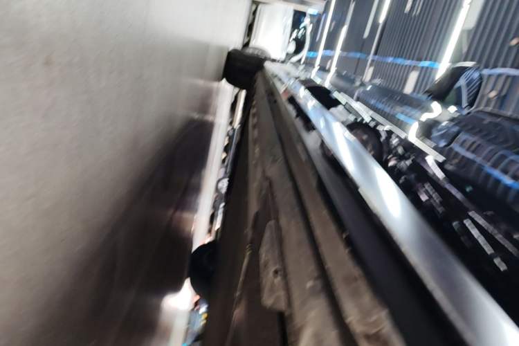 Used BYD Xia 2026 DM-i 1.5T 218KM Excellence Edition Left Side Sill