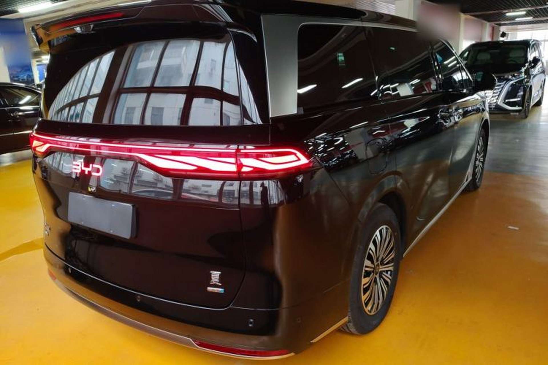 Used BYD Xia 2026 DM-i 1.5T 218KM Transcendence Edition Rear Right 45 Deg