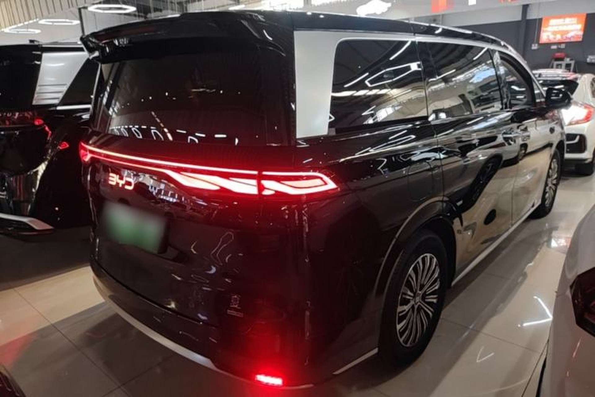 Used BYD Xia 2026 DM-i 1.5T 218KM Excellence Edition Rear Right 45 Deg