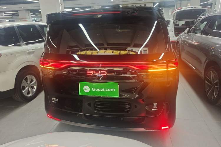 Used BYD Xia 2026 DM-i 1.5T 218KM Excellence Edition Rear