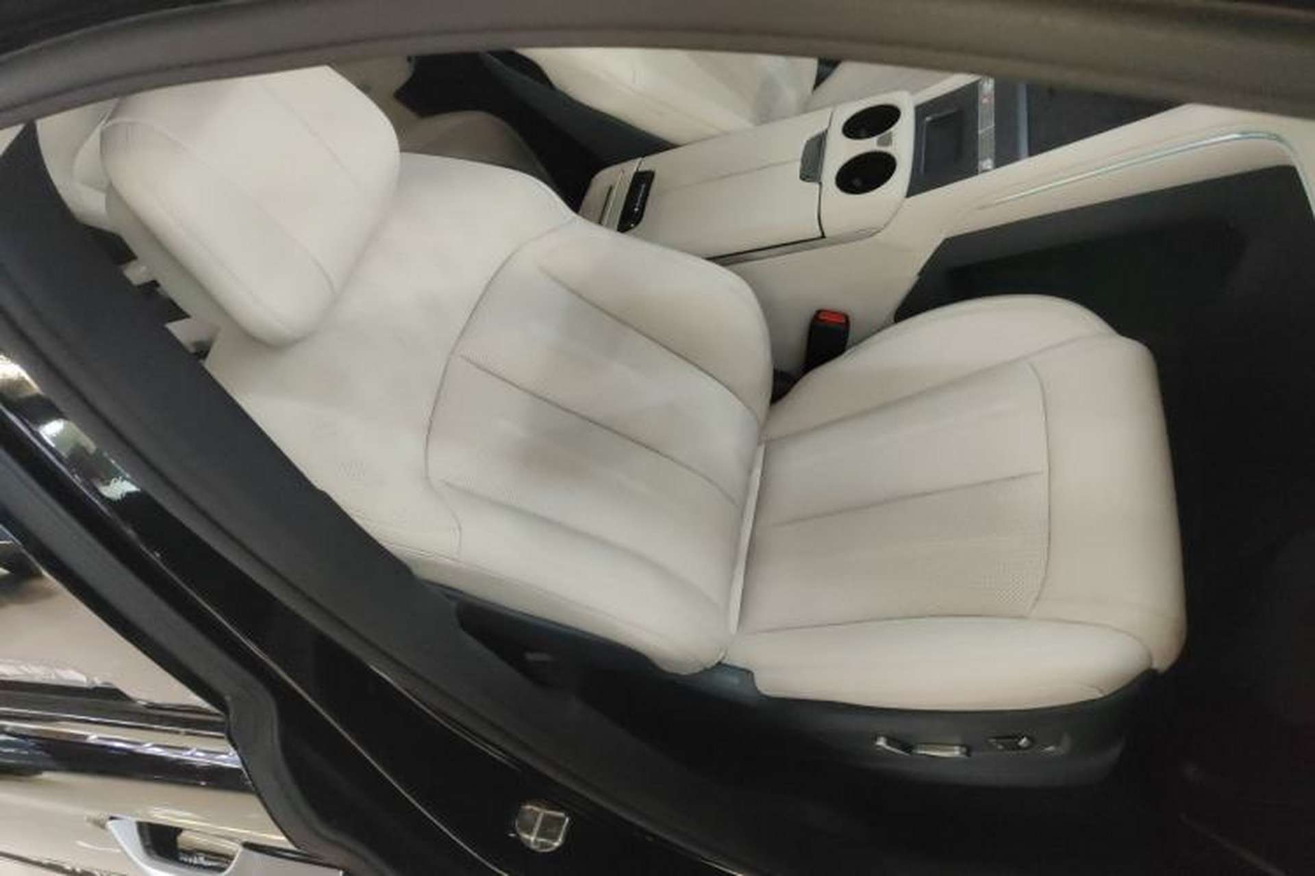 Used BYD Xia 2026 DM-i 1.5T 218KM Excellence Edition Right Front Seat