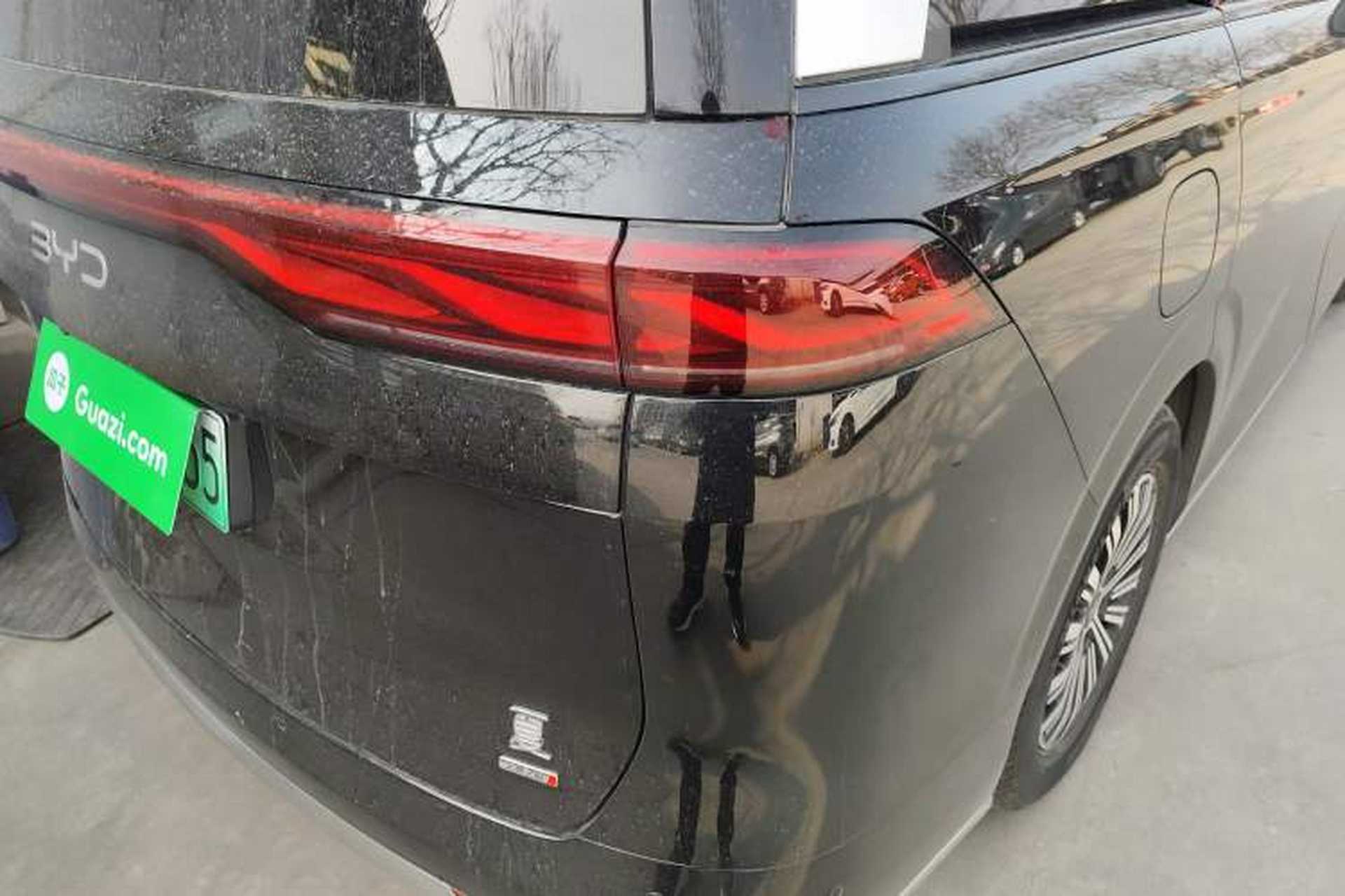 Used BYD Xia 2026 DM-i 1.5T 218KM Excellence Edition Right Rear Taillight