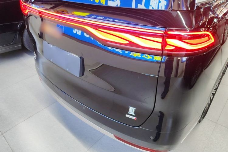 Used BYD Xia 2026 DM-i 1.5T 218KM Excellence Edition Right Rear Taillight