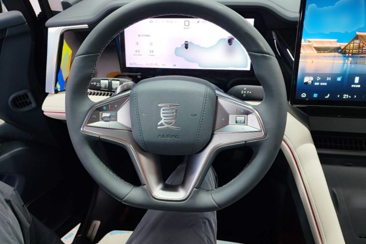 Used BYD Xia 2026 DM-i 1.5T 218KM Excellence Edition Steering Wheel