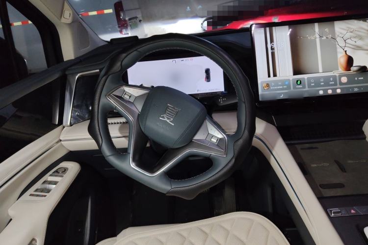 Used BYD Xia 2026 DM-i 1.5T 218KM Excellence Edition Steering Wheel